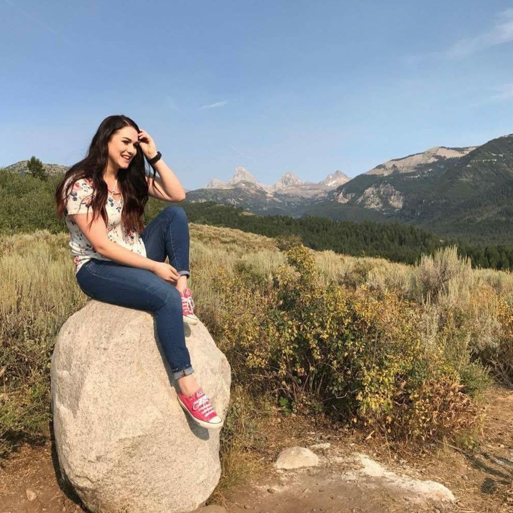 Meet your Posher, Courtney